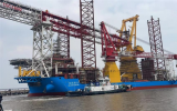 “招商乘風”號風電安裝船在招商工業(yè)海門基地順利出塢下水