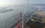上海電氣海神平臺EW14.0-270樣機成功吊裝 福清公司助力海上風電發(fā)展