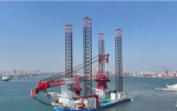 中國鐵建港航局2000噸全回轉(zhuǎn)自升自航式風(fēng)電安裝船“鐵建風(fēng)電2000”啟航